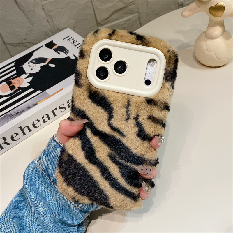 Luksusowe etui na telefon z wz – Phone Cases Iphone 16 recenzja i cena