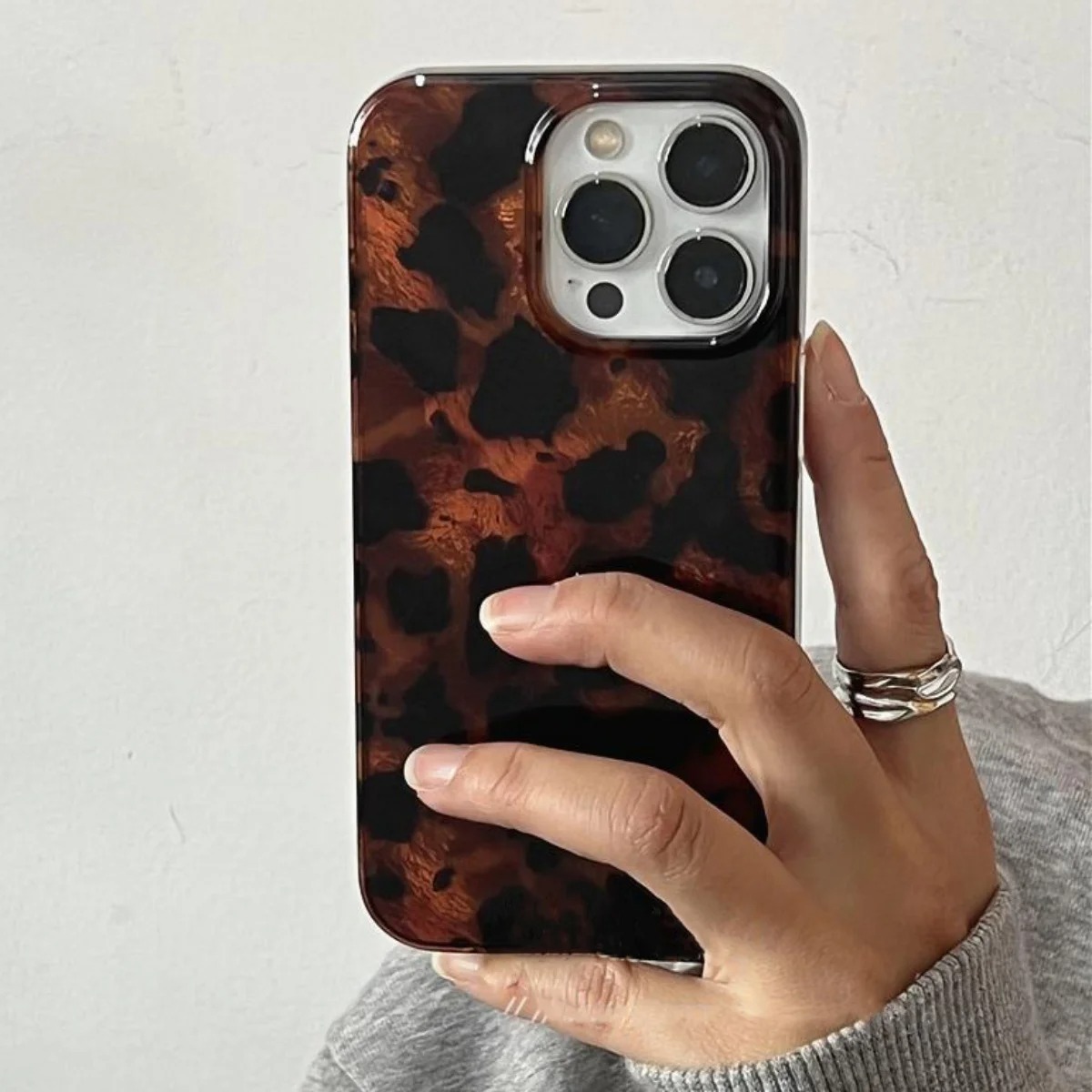 Retro etui na telefon z lasero – Phone Cases Mous recenzja i cena