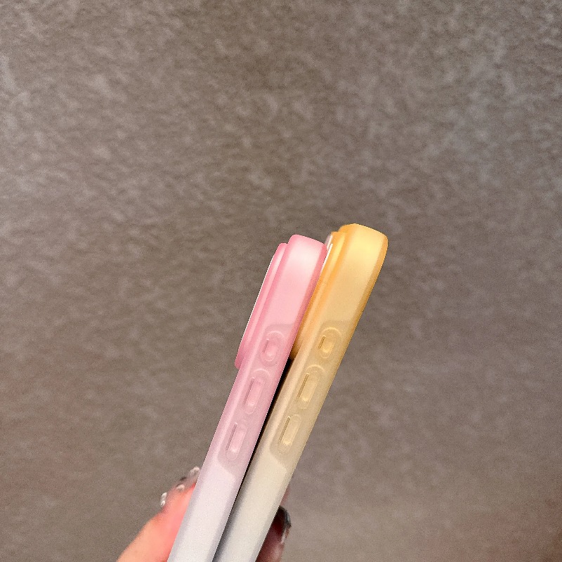 Magnetyczne etui w kolorze gra – Gradient Color Case recenzja i cena