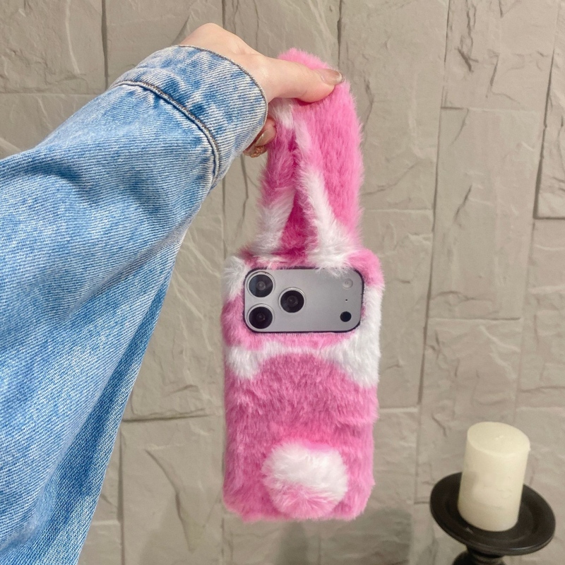 Urocze futrzane etui na telefo – Phone Cases Iphone 16 recenzja i cena